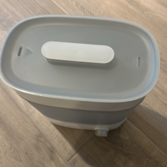 Philips Avent bottle sterilizer and dryer. - Picture 4 of 8